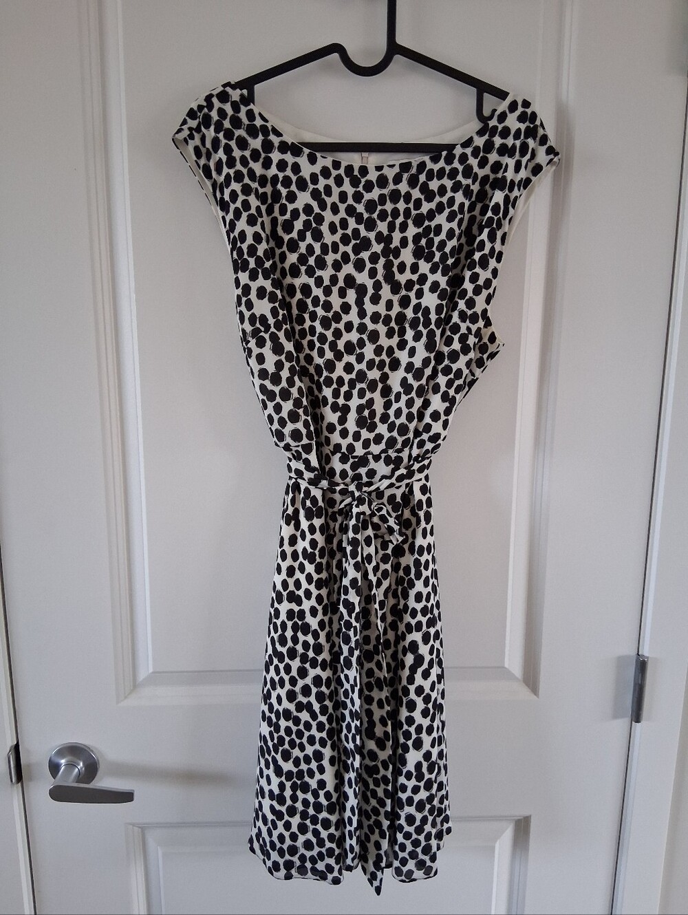 WALLIS UK polka Dot Tie-Waist Dress - Black & White